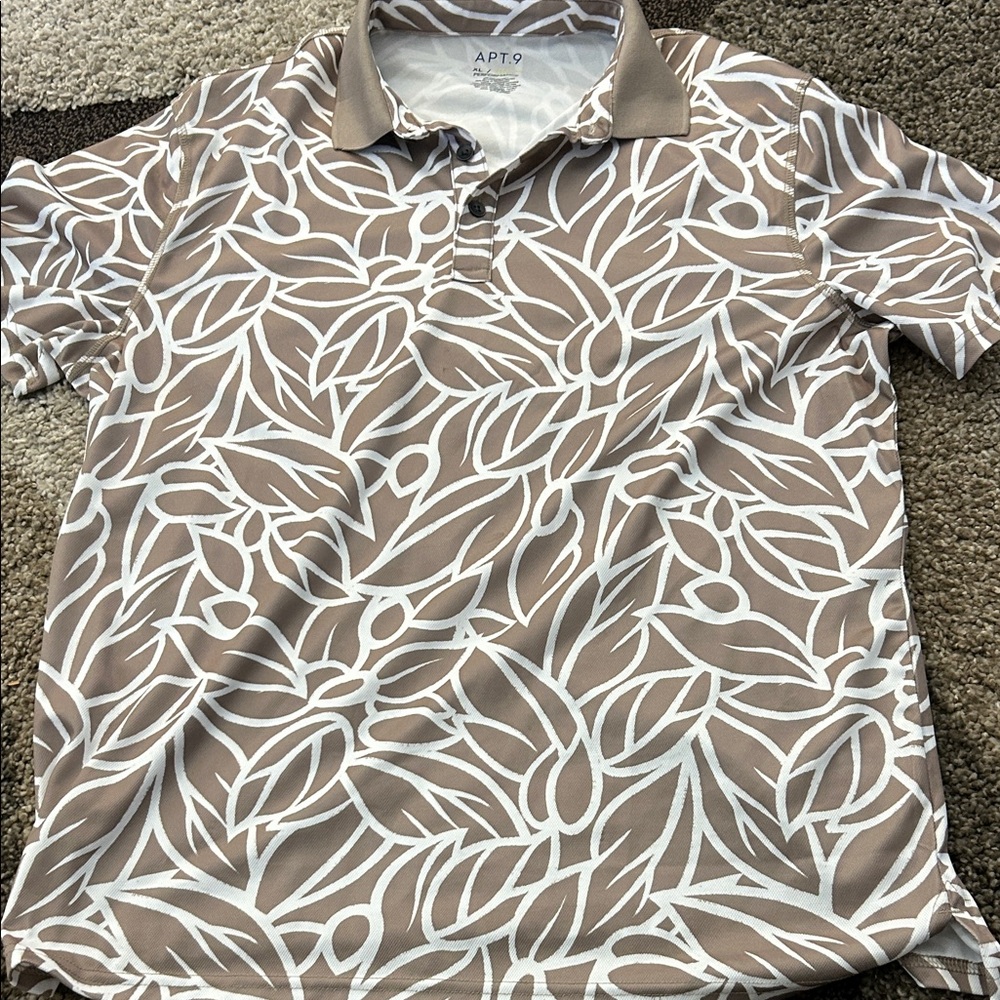 Apt. 9 Men's Tan and White Leaf Pattern Polo